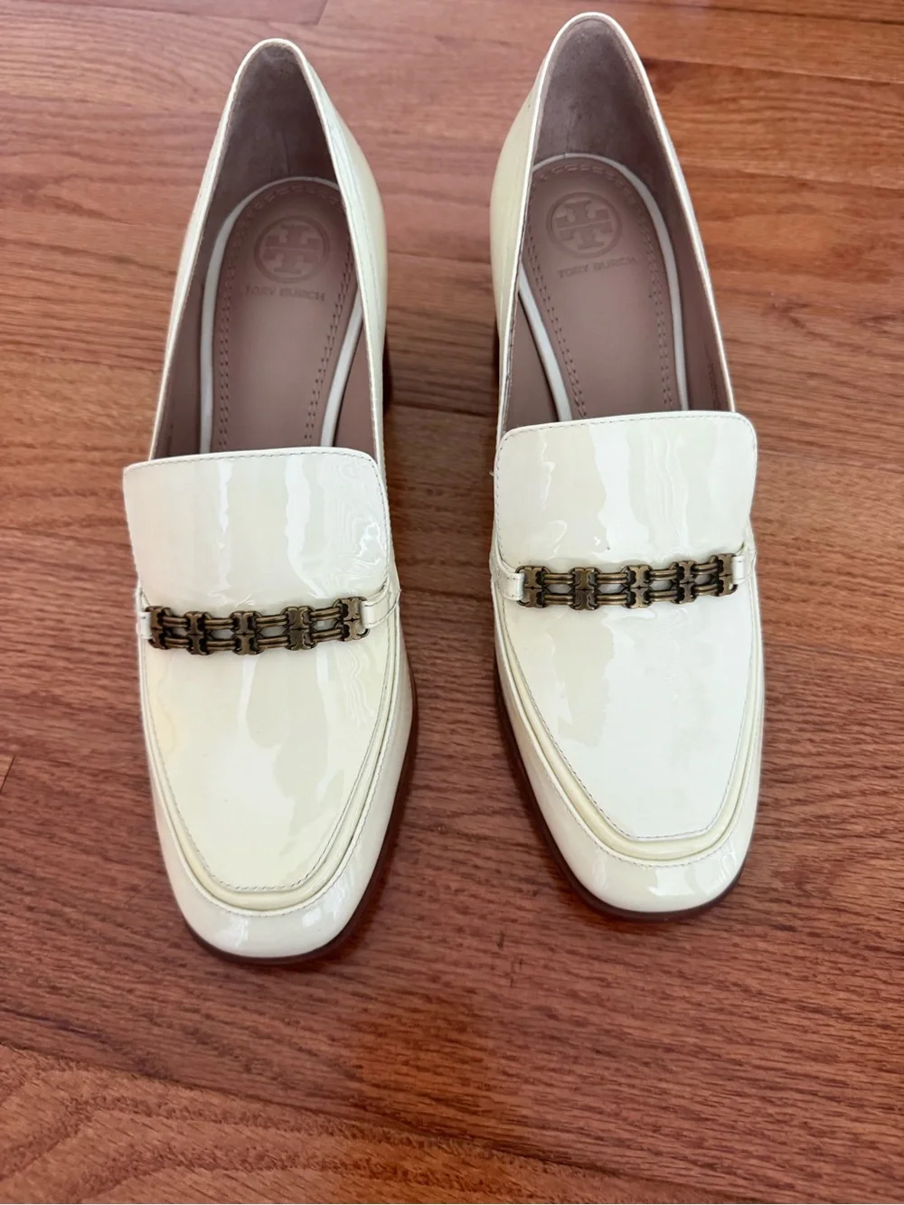 Tory Burch Cream Patent Leather Loafers with Chain Trim